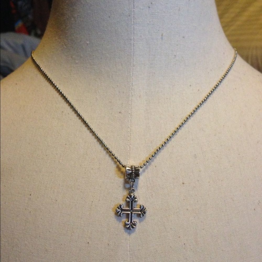 🦄5 for $35🦄 Cross Charm - Picture 4 of 4